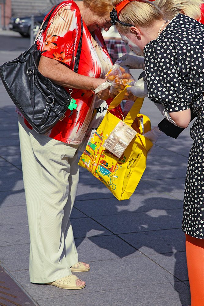 Vilniaus centre nepraleido pirkėjų su plastikiniais maišeliais