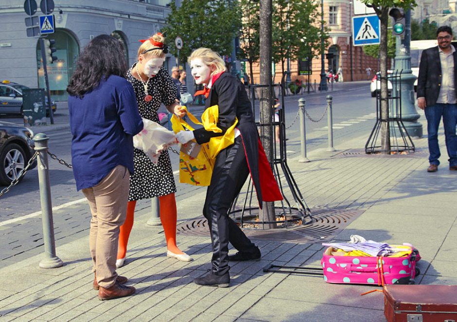 Vilniaus centre nepraleido pirkėjų su plastikiniais maišeliais