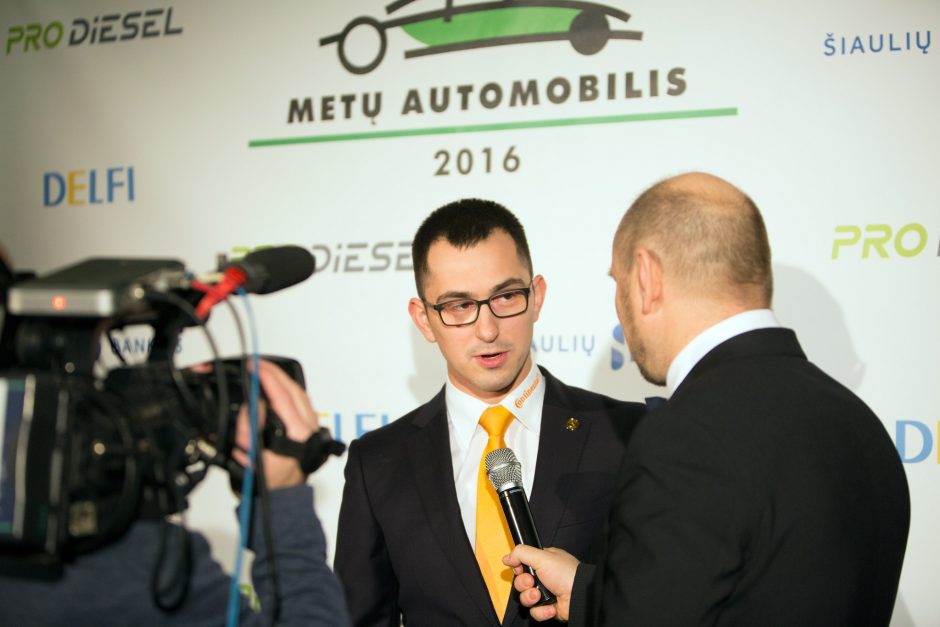 „Metų automobilio 2016“ konkursą laimėjo „Opel Astra“