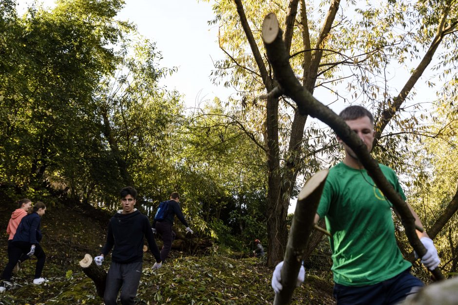 VIII fortą vadavo iš šabakštyno gniaužtų