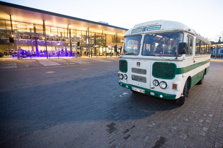 Kauno autobusų stotyje teatralams įteiktos „Fortūnos“