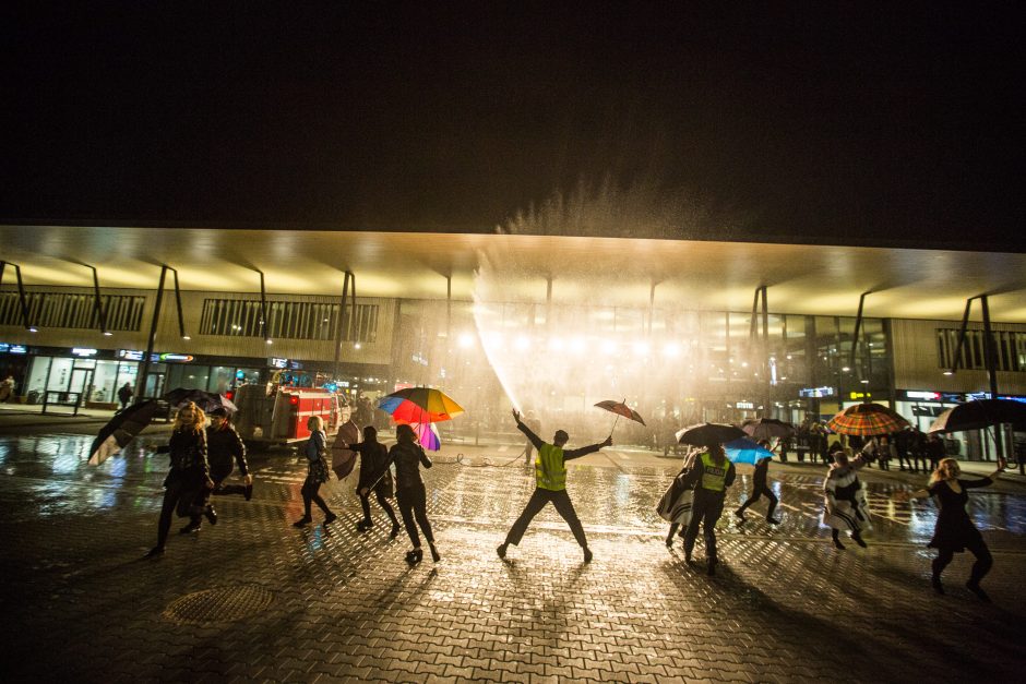 Kauno autobusų stotyje teatralams įteiktos „Fortūnos“