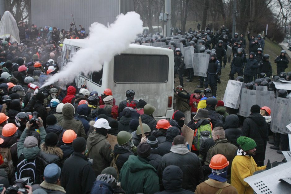 Per susidūrimus Kijeve nukentėjo daugiau kaip 30 milicininkų ir 24 protestuotojai