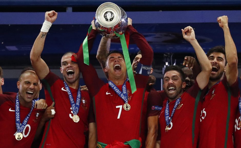 Be C. Ronaldo likusi Portugalijos rinktinė – Europos čempionė