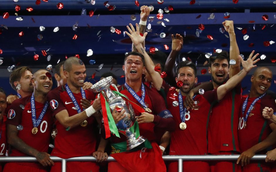 Be C. Ronaldo likusi Portugalijos rinktinė – Europos čempionė