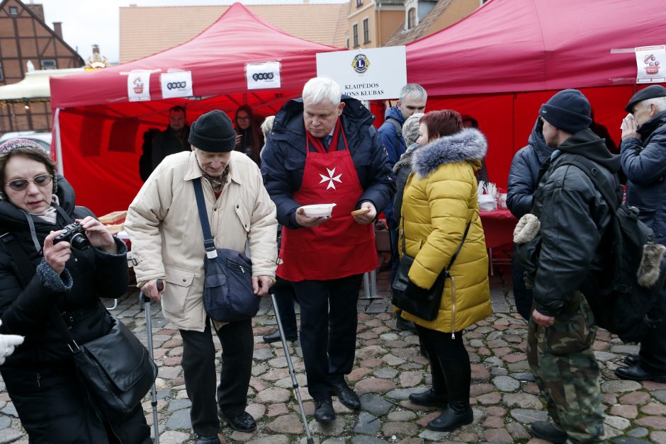 Klaipėdiečiai maltiečių sriubos paragauti nesiveržė