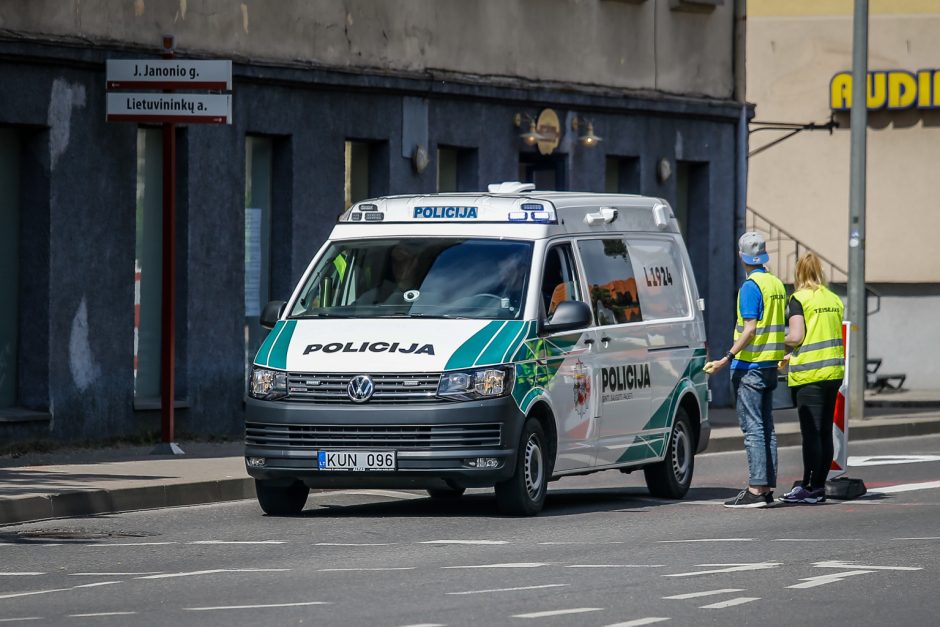 Renginys „Nuspalvink Klaipėdą“ sutraukė šimtus miestiečių