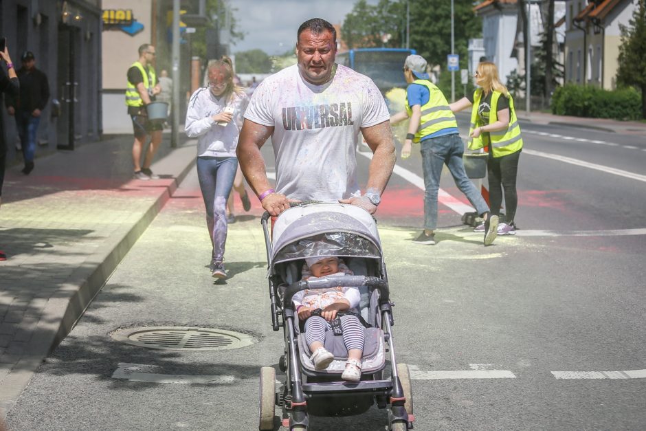 Renginys „Nuspalvink Klaipėdą“ sutraukė šimtus miestiečių