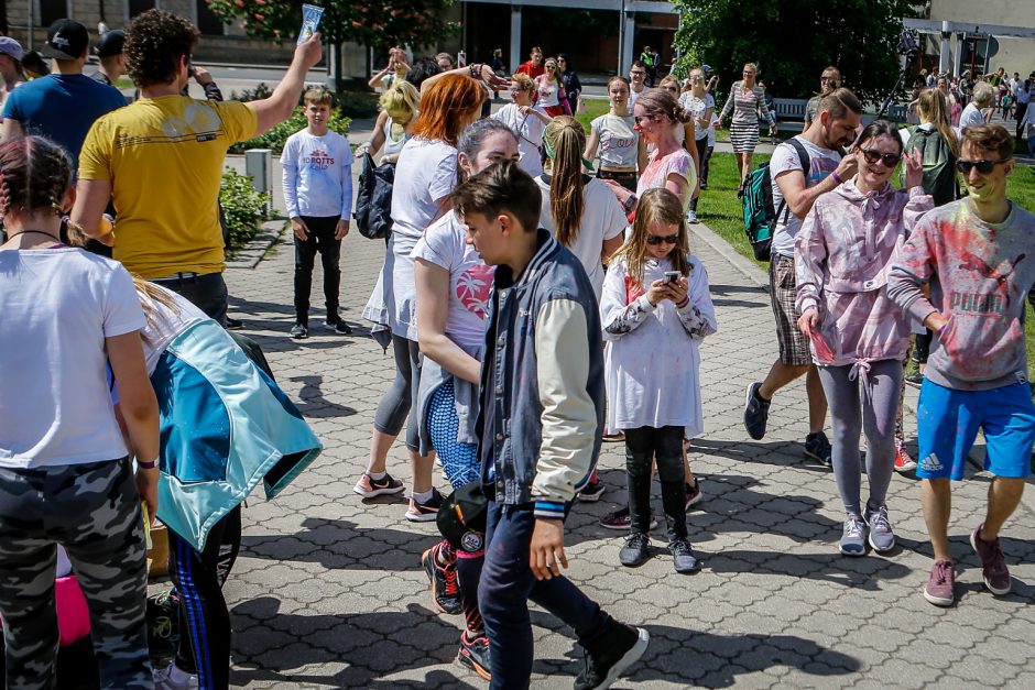 Renginys „Nuspalvink Klaipėdą“ sutraukė šimtus miestiečių