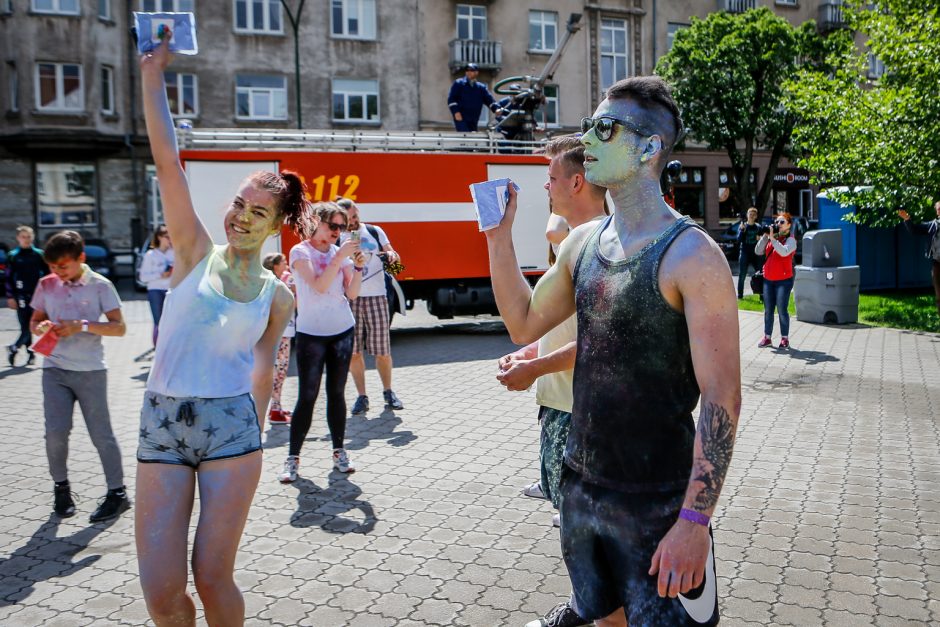 Renginys „Nuspalvink Klaipėdą“ sutraukė šimtus miestiečių