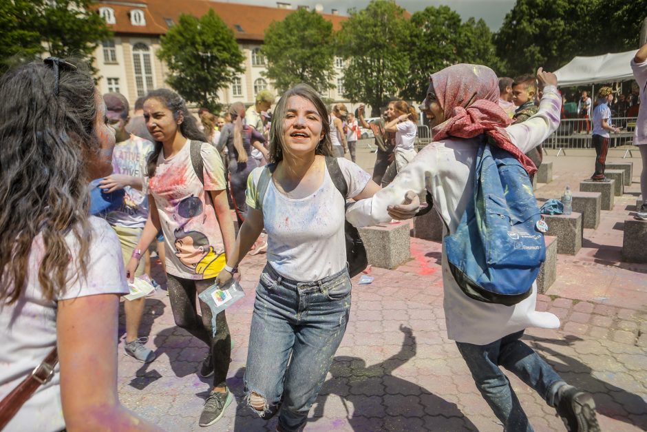 Renginys „Nuspalvink Klaipėdą“ sutraukė šimtus miestiečių