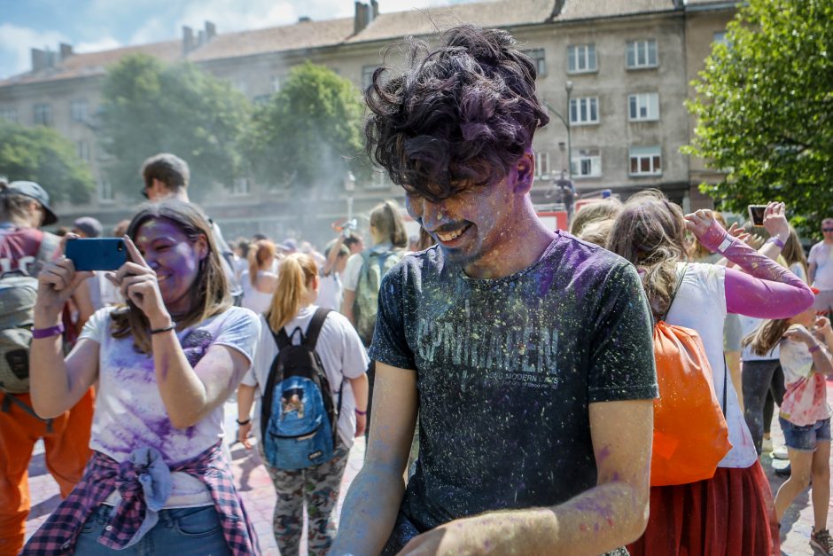 Renginys „Nuspalvink Klaipėdą“ sutraukė šimtus miestiečių