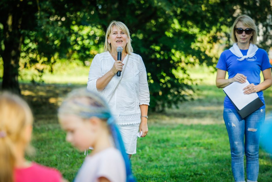 Paupių žmonės drauge palydėjo vasarą