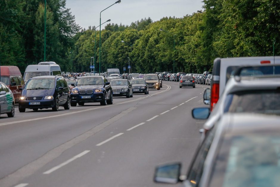 SEL sudrebino Klaipėdą: suplūdo minios gerbėjų