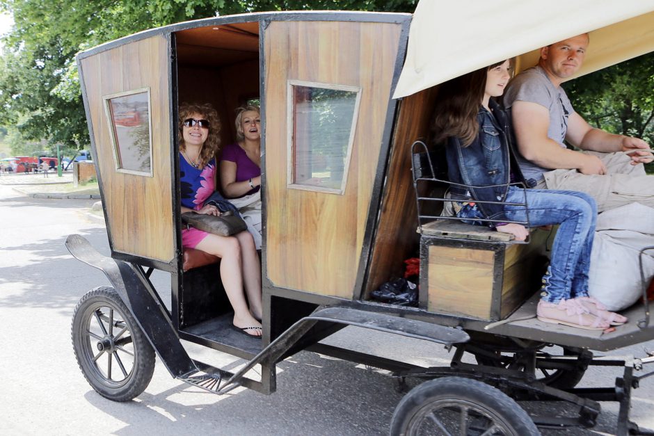 Smiltynė turistus vilioja pliažu ir ruoniais