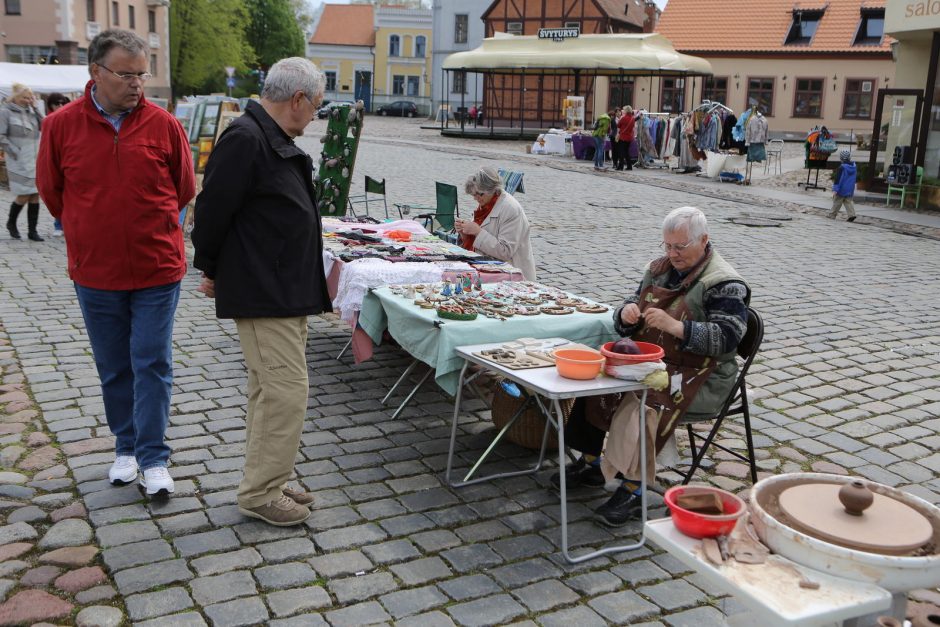 Kruizinį lainerį pasitiko jomarkas