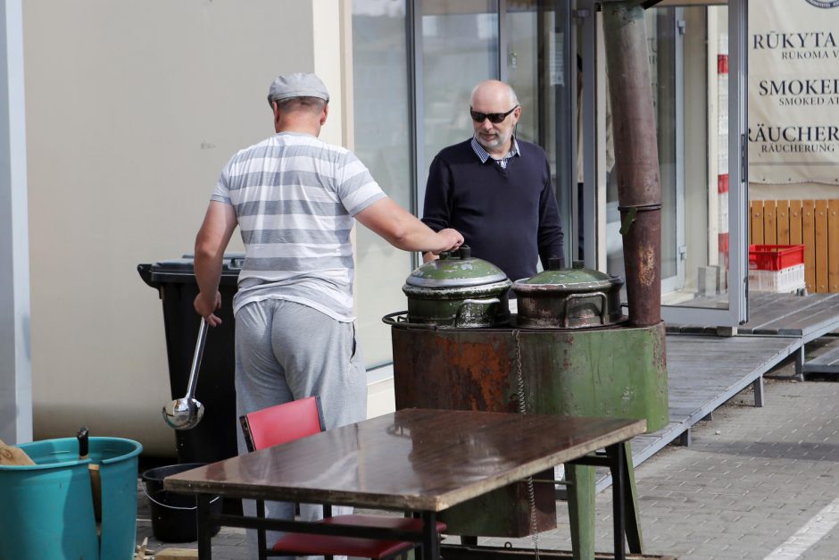 Klaipėdoje atidarytas pramoninės žūklės sezonas