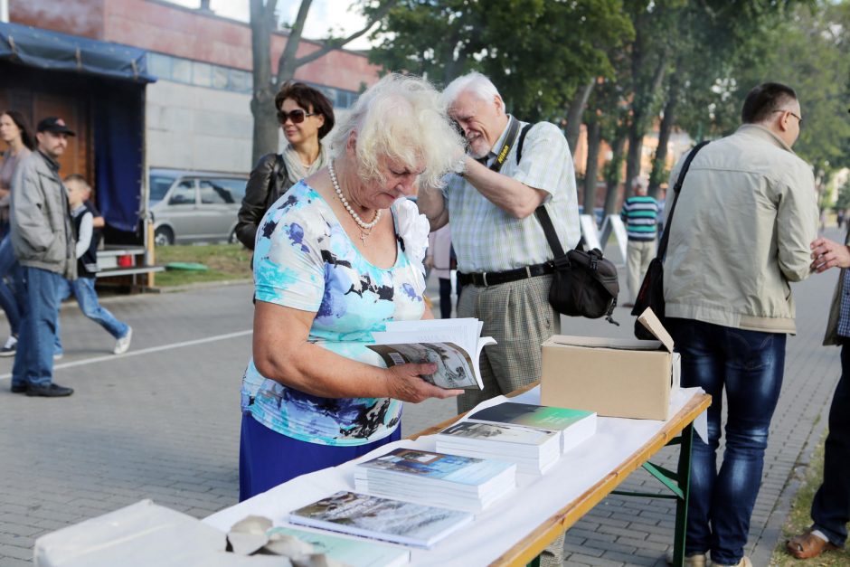 Klaipėdoje atidarytas pramoninės žūklės sezonas