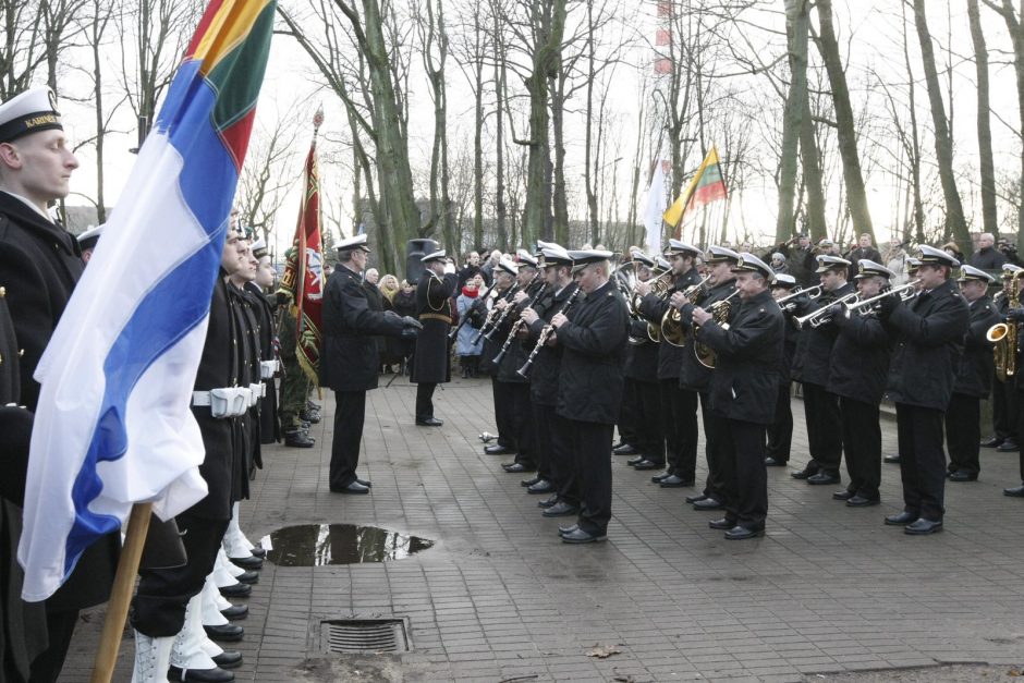 Klaipėdos krašto prijungimui – salvės ir mirusiųjų pagerbimas