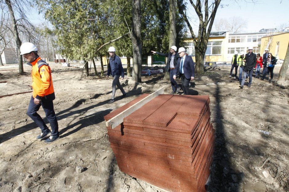 Uostamiestyje baigia pastatyti naują darželį