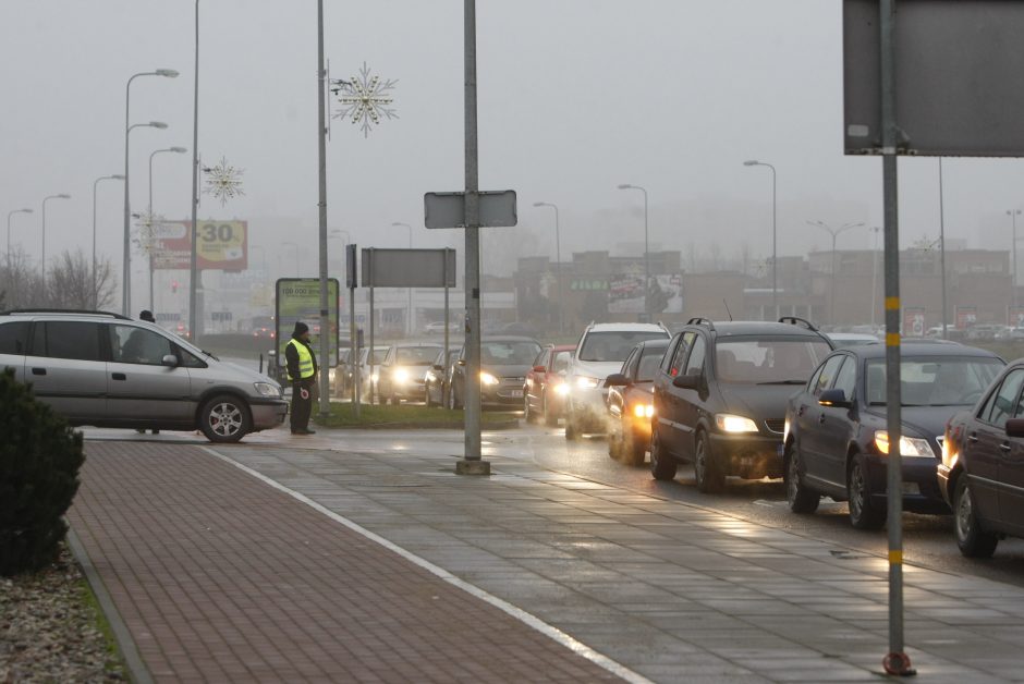 Akcijų ištroškę klaipėdiečiai šturmavo parduotuves