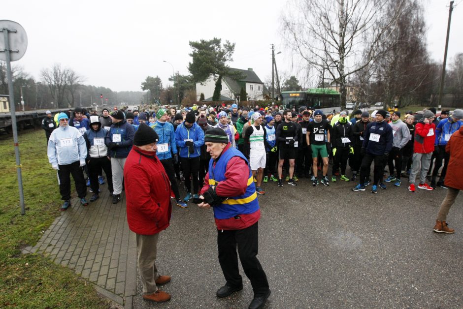 Laisvės gynėjų dienos bėgimo varžybose triumfavo A. Jakubynas ir U. Žvinklytė