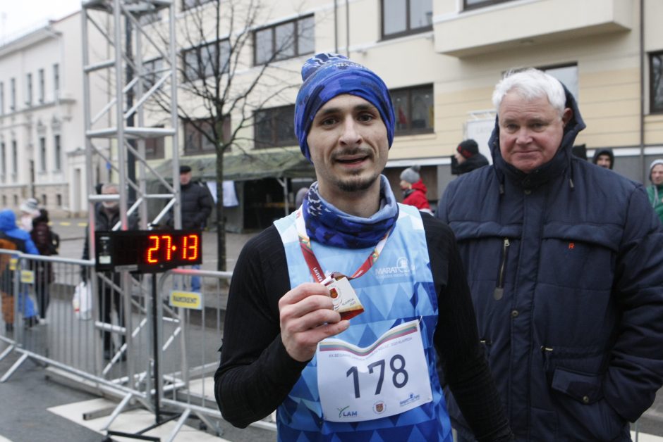 Laisvės gynėjų dienos bėgimo varžybose triumfavo A. Jakubynas ir U. Žvinklytė