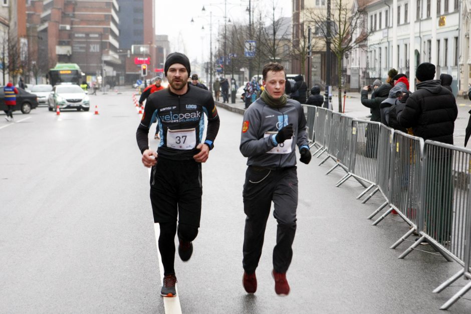 Laisvės gynėjų dienos bėgimo varžybose triumfavo A. Jakubynas ir U. Žvinklytė