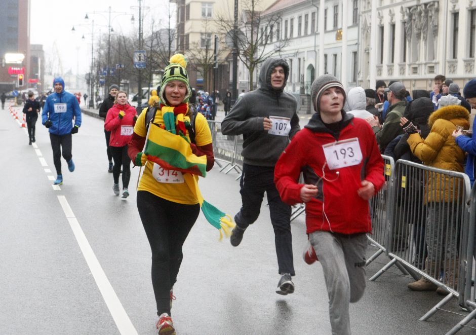 Laisvės gynėjų dienos bėgimo varžybose triumfavo A. Jakubynas ir U. Žvinklytė