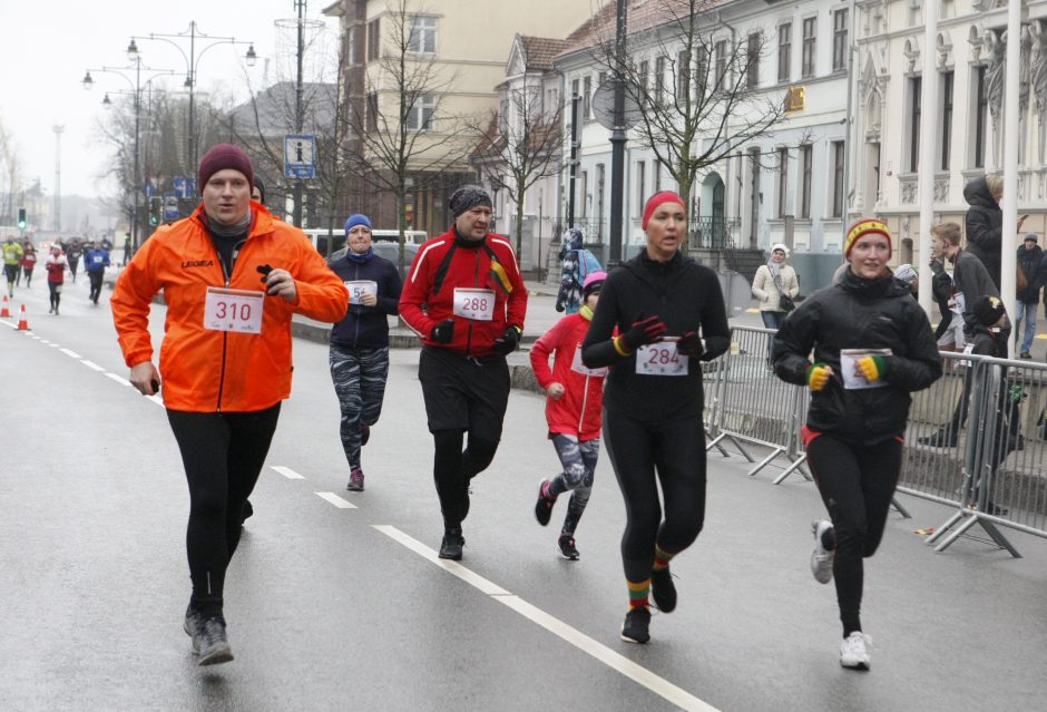 Laisvės gynėjų dienos bėgimo varžybose triumfavo A. Jakubynas ir U. Žvinklytė