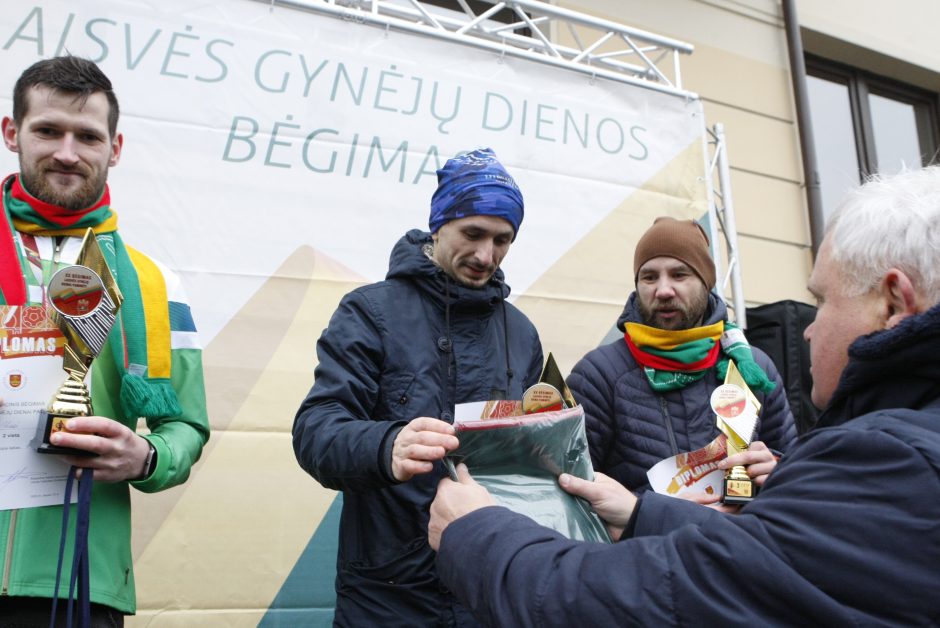 Laisvės gynėjų dienos bėgimo varžybose triumfavo A. Jakubynas ir U. Žvinklytė