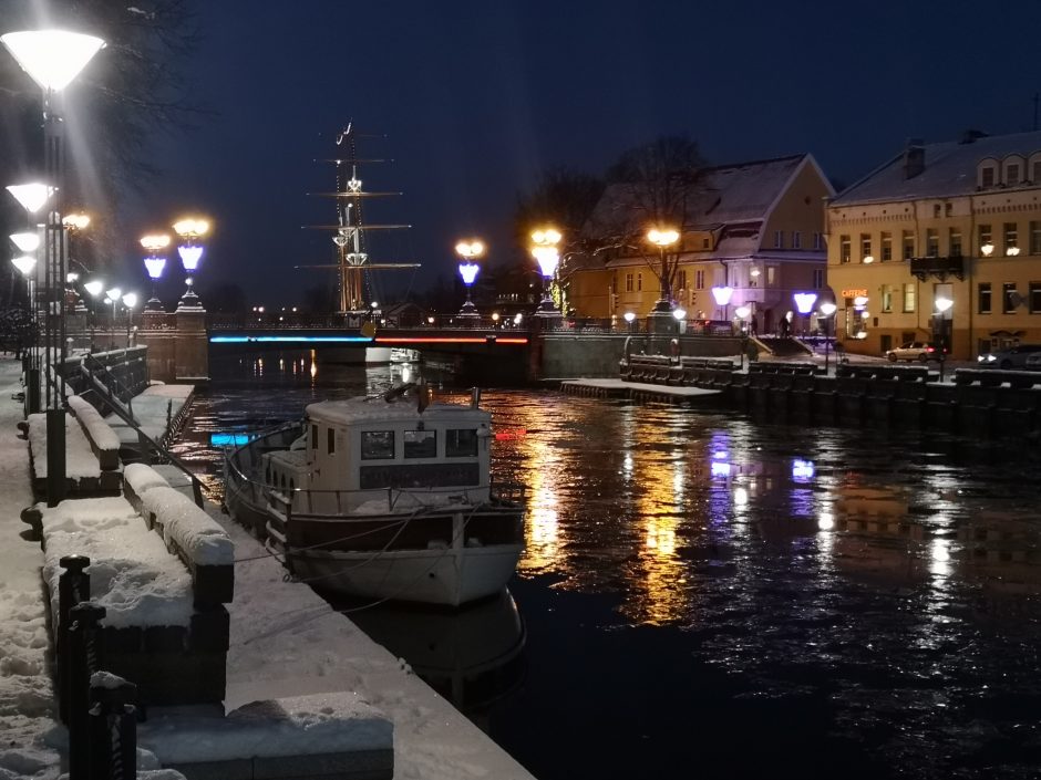 Teatro aikštėje – beveik Kalėdos