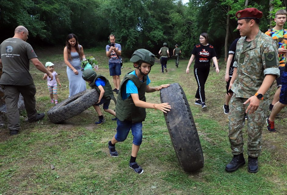 Bendruomenių Joninės sujungė tradicijų ir modernumo gijas