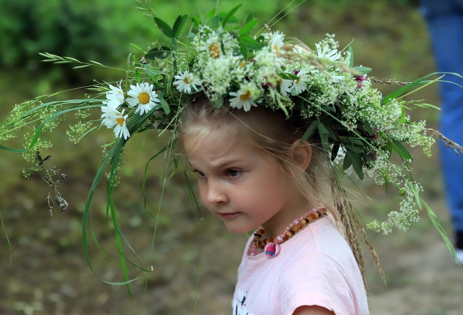 Bendruomenių Joninės sujungė tradicijų ir modernumo gijas