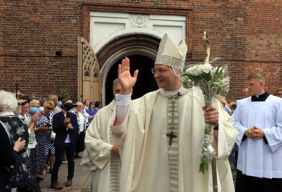 Arkivyskupas K. Kėvalas sutiktas Kauno katedroje: melskitės už mane!