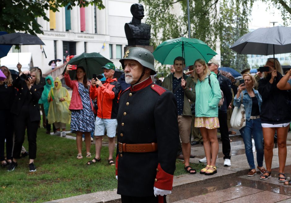 Valstybės dienos minėjimą Kaune šventę žmonės: norime, kad ir vaikams būtų svarbu