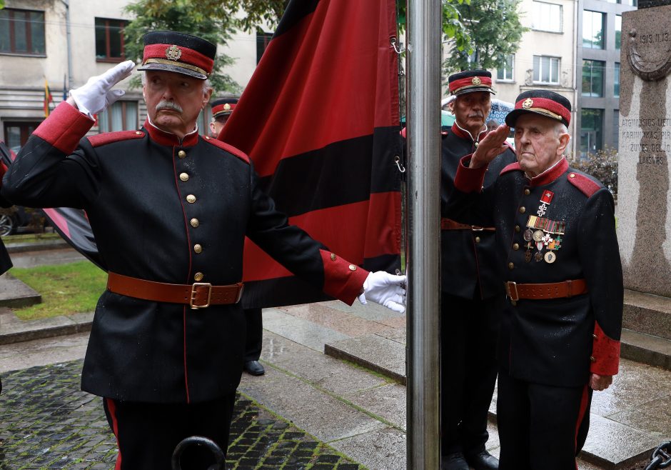 Valstybės dienos minėjimą Kaune šventę žmonės: norime, kad ir vaikams būtų svarbu