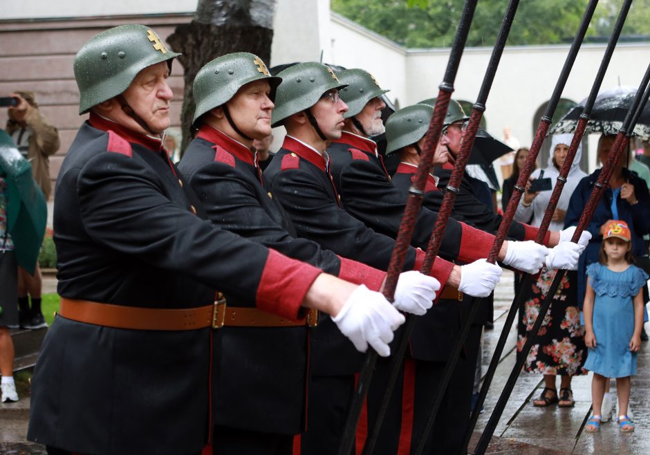 Valstybės dienos minėjimą Kaune šventę žmonės: norime, kad ir vaikams būtų svarbu