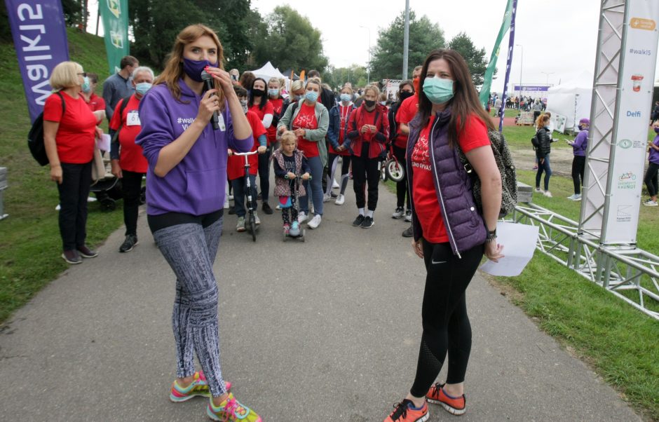 Šventė: į ėjimo varžybas leidosi šeimos, vedinos ir augintiniais