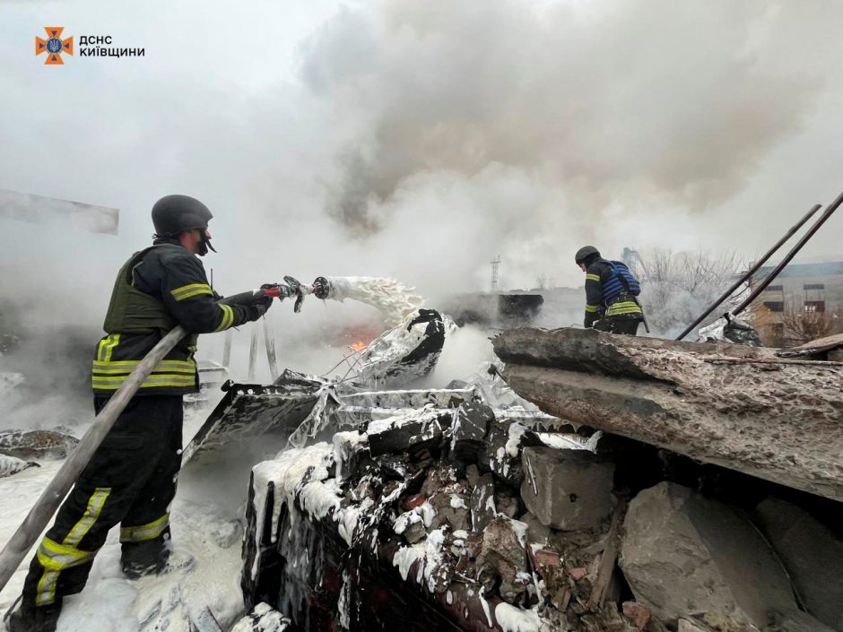 Jungtinės Tautos perspėja: žiemą gali kilti nauja ukrainiečių pabėgėlių banga