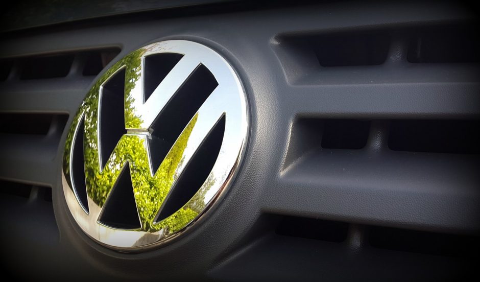 VW investuos 5 mlrd. dolerių į JAV elektromobilių gamintoją „Rivian“