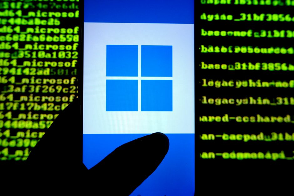 Pasaulį apėmė kibernetinis chaosas: „Windows“ klaida „išjungė“ bankus, prikaustė prie žemės lėktuvus