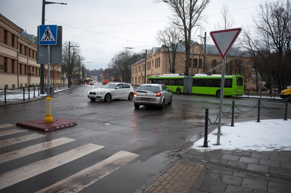 Kauno centre keisis automobilių ir dviračių eismas