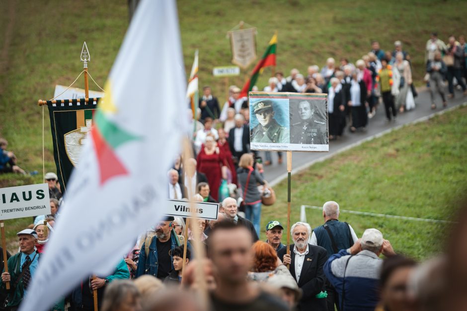 Tremtinių sąskrydyje – skaudžios asmeninės istorijos ir vienybė