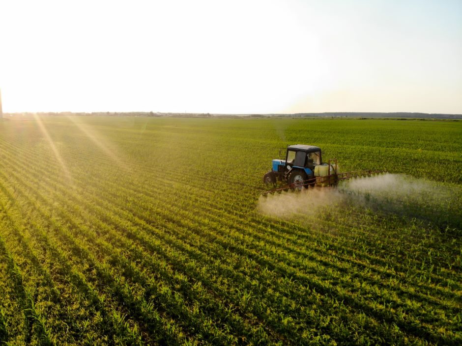 EP nariai atmetė pasiūlymą perpus sumažinti pesticidų naudojimą