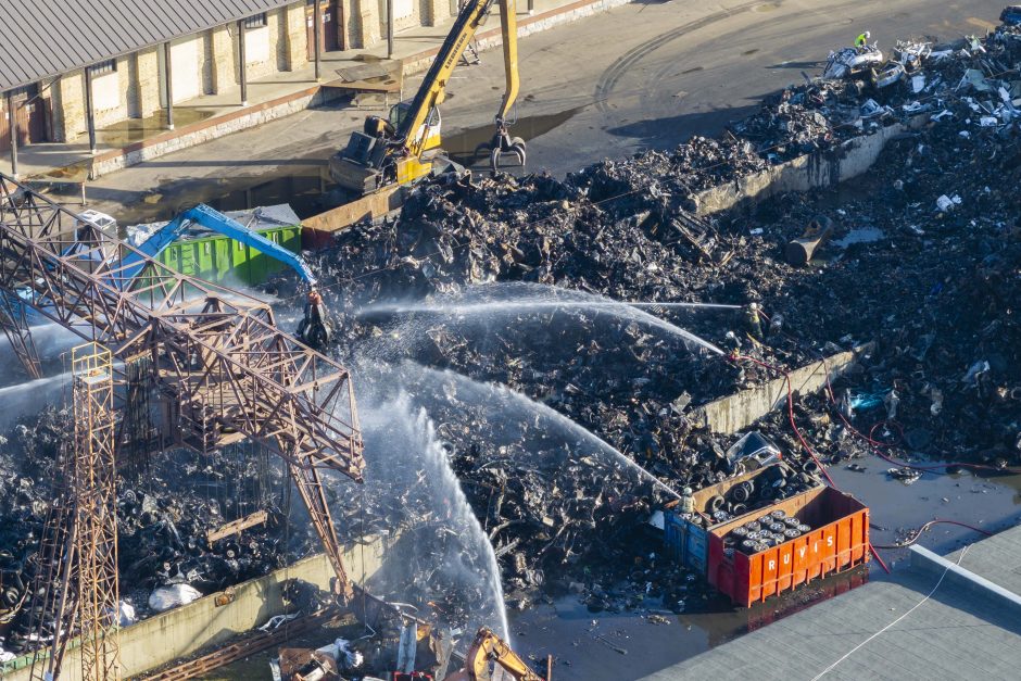 NVSC: po gaisro Paneriuose tirtuose darželiuose oro taršos nebėra