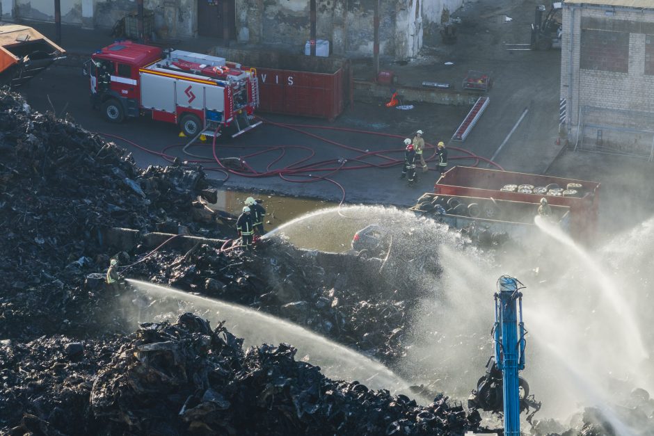 NVSC: po gaisro Paneriuose tirtuose darželiuose oro taršos nebėra