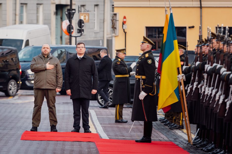 L. Kasčiūnas ir R. Umerovas pasirašė abipusio bendradarbiavimo susitarimą