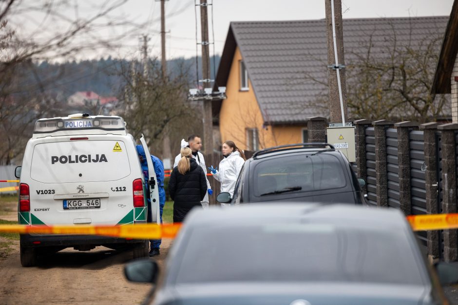 Pažinojusieji nušautą policininkę: apie konfliktus šeimoje niekada nebuvome girdėję