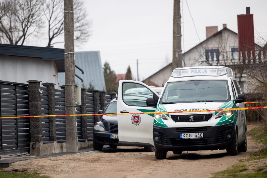 Pažinojusieji nušautą policininkę: apie konfliktus šeimoje niekada nebuvome girdėję